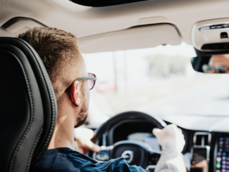 „Günstiger Führerschein“ verfehlt Wirkung: Fahrschulen melden massive Einbrüche