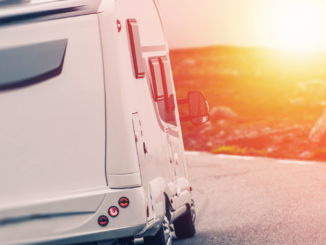 Wohnmobil fit für den Frühling machen: Checkliste für den Start in die Camping-Saison